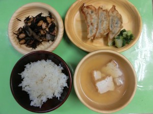 2月5給食 (1)